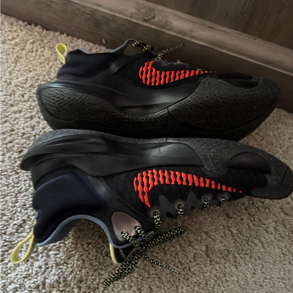 Men's Nike - Picture 2 of 7